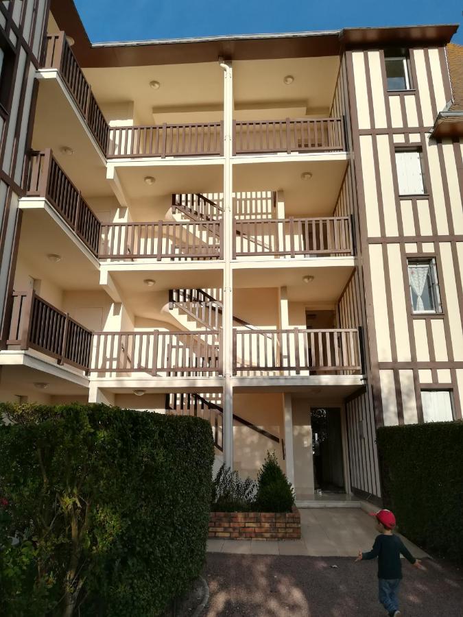 L'appart de Blonville à 250m de la plage Extérieur photo