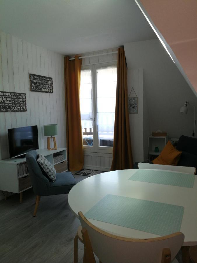 L'appart de Blonville à 250m de la plage Extérieur photo